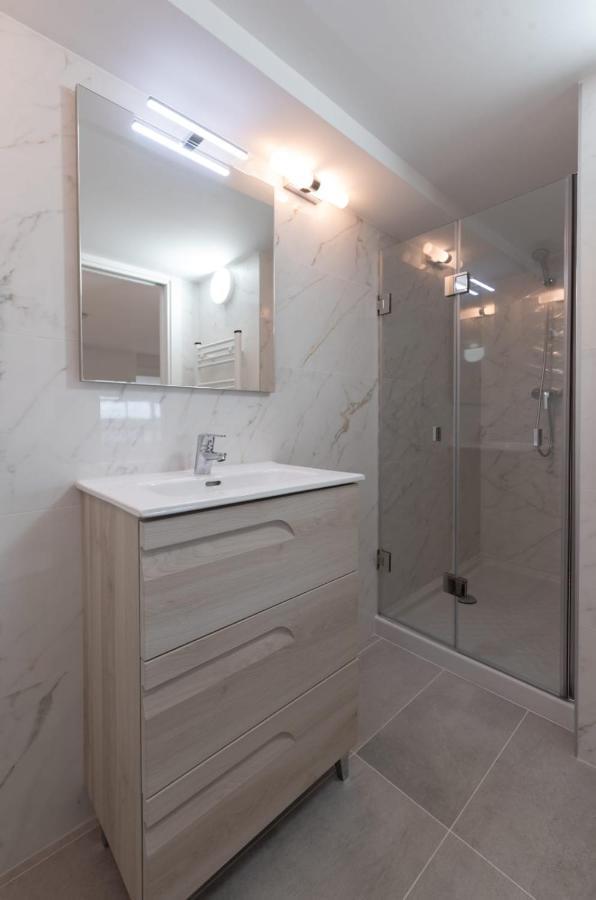 Beachfront Maisonette 지브롤터 외부 사진