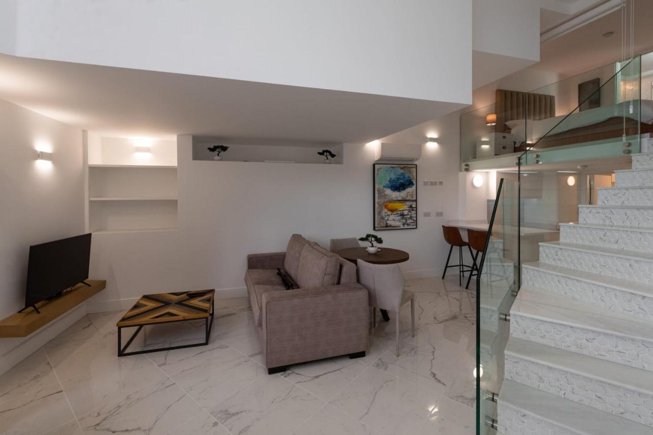 Beachfront Maisonette 지브롤터 외부 사진
